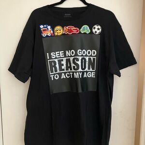 NWT  custom gildan t shirt. XL